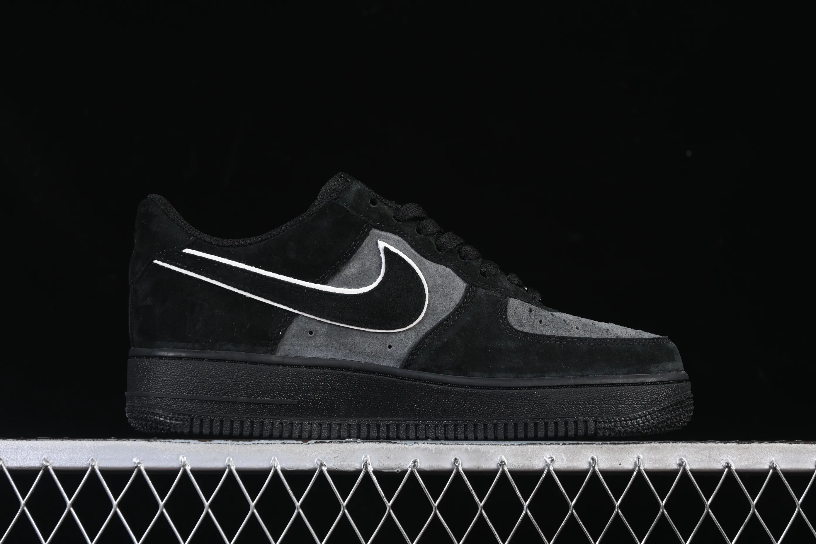All Categories Nk Air Force 1 Air Force Series Nk Air Force 1 Low Air Force Low Nike Air Force 1'07 Low "Black Warrior" Full Suede Autumn and Winter Air Force One Low Casual Shoes ZH0316-134
